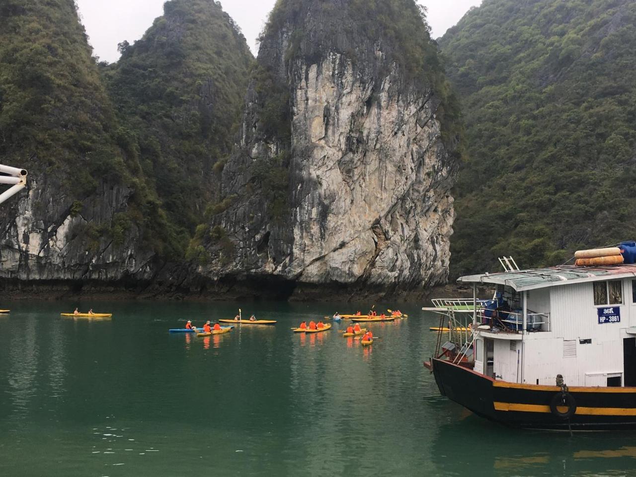 Nam Phuong Hotel Dong Khe Sau Kültér fotó