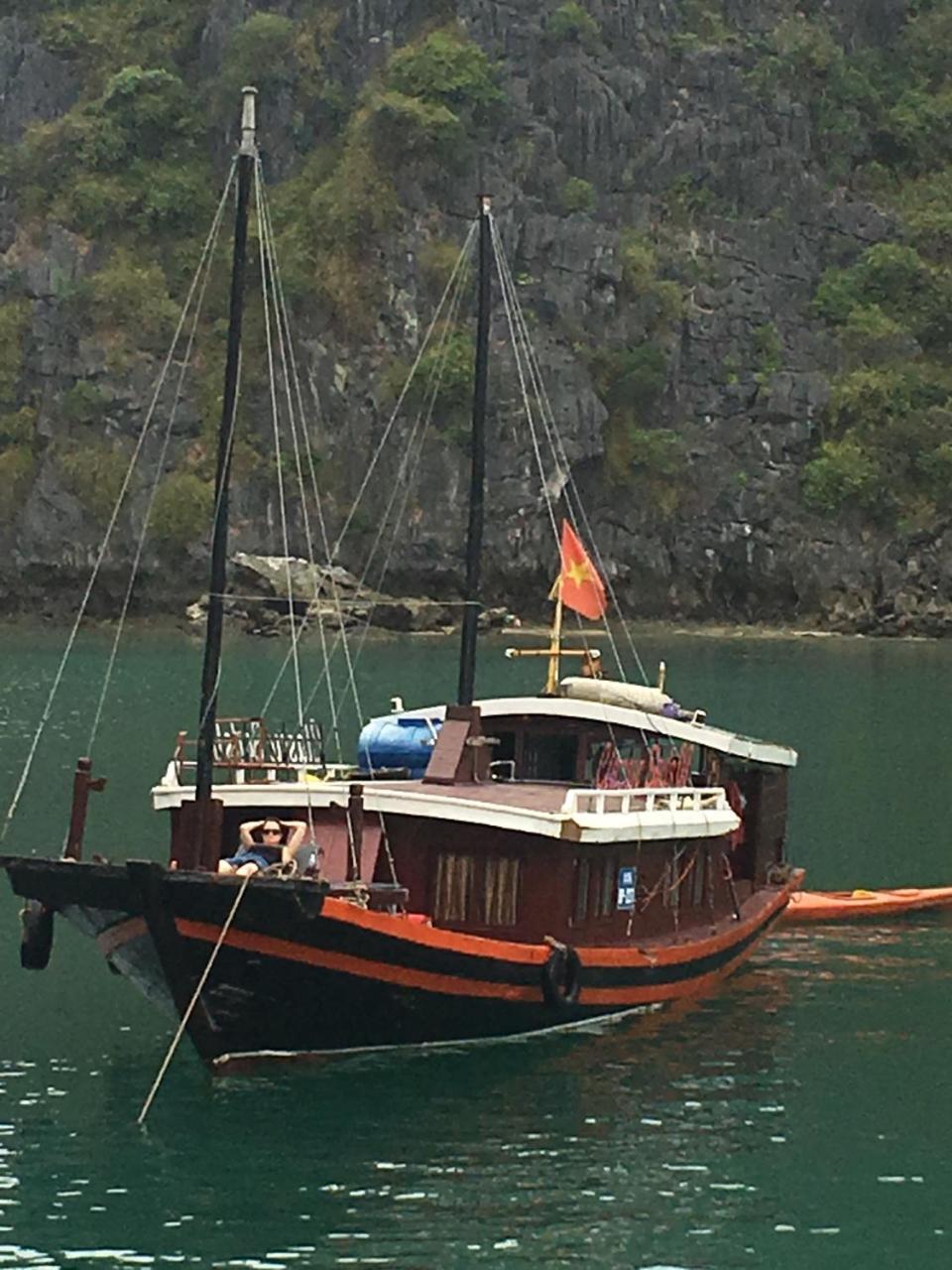 Nam Phuong Hotel Dong Khe Sau Kültér fotó